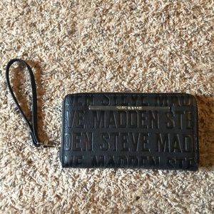 Steve Madden wallet